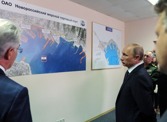 Vladimir Putin visits Novorossiisk