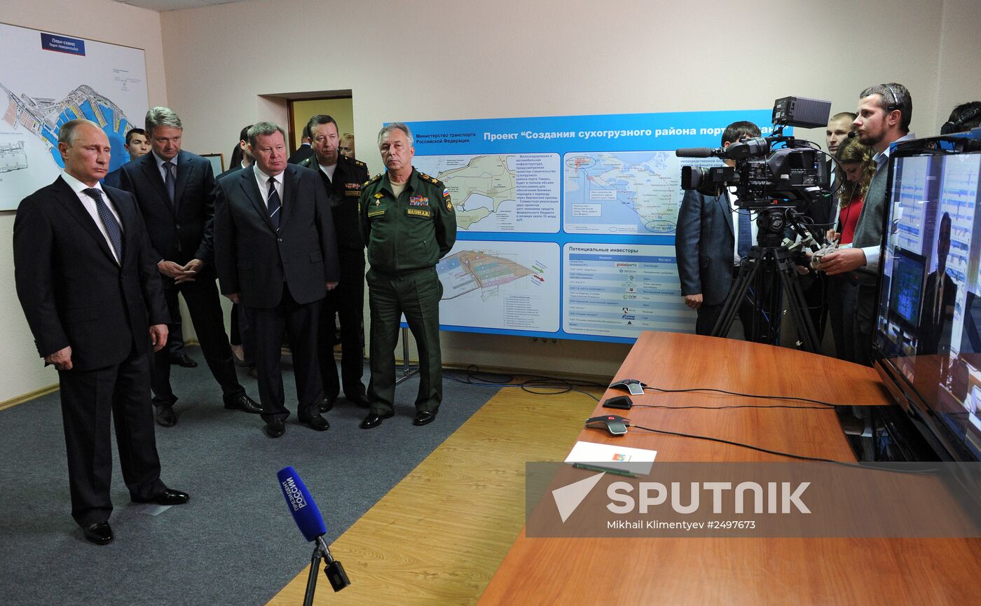 Vladimir Putin visits Novorossiisk