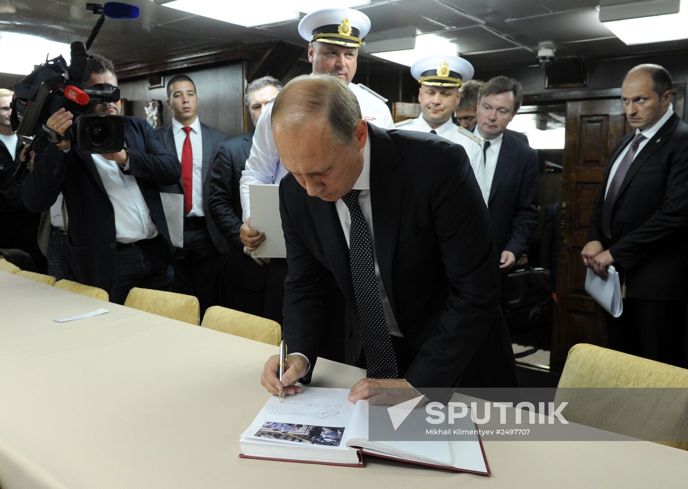 Vladimir Putin visits Novorossiisk