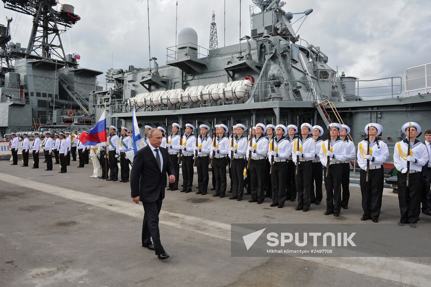 Vladimir Putin visits Novorossiisk