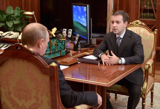 Vladimir Putin meets with Nikolai Nikiforov