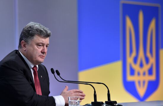 News conference with Ukrainian President Petro Poroshenko in Kiev