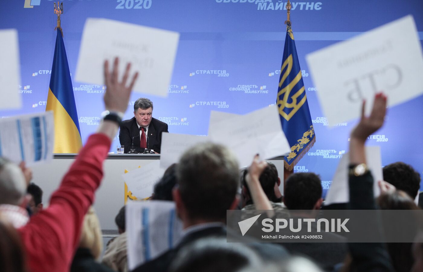 News conference with Ukrainian President Petro Poroshenko in Kiev
