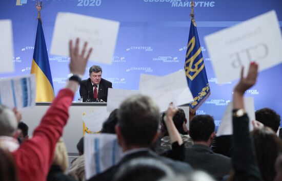 News conference with Ukrainian President Petro Poroshenko in Kiev