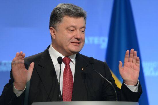 News conference with Ukrainian President Petro Poroshenko in Kiev