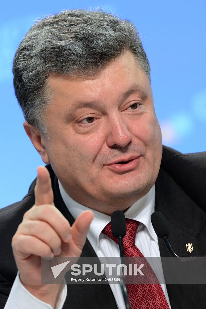 News conference with Ukrainian President Petro Poroshenko in Kiev