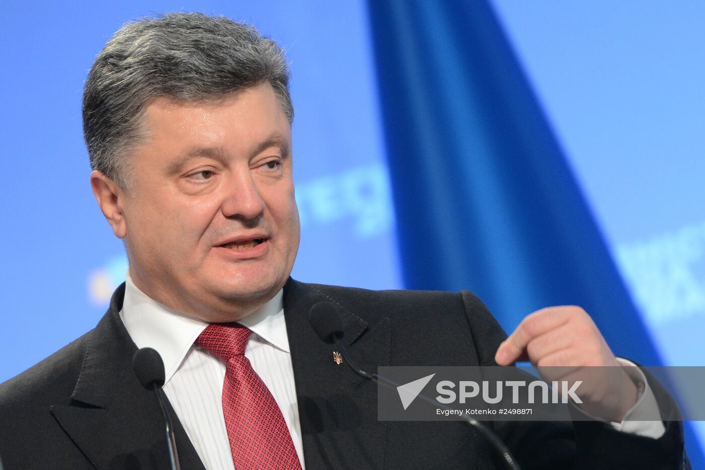 News conference with Ukrainian President Petro Poroshenko in Kiev