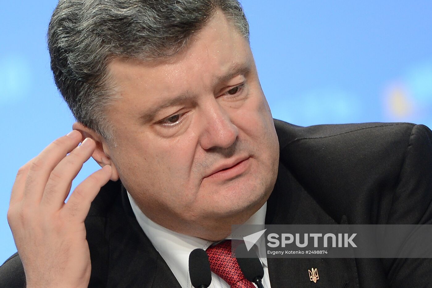 News conference with Ukrainian President Petro Poroshenko in Kiev