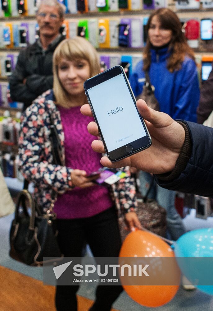 iPhone 6, 6 plus go on sale in Russia