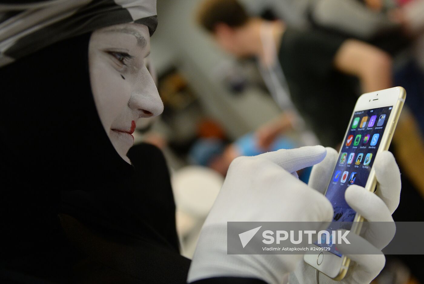 iPhone 6, 6 plus go on sale in Russia