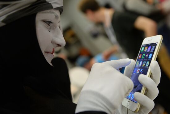 iPhone 6, 6 plus go on sale in Russia