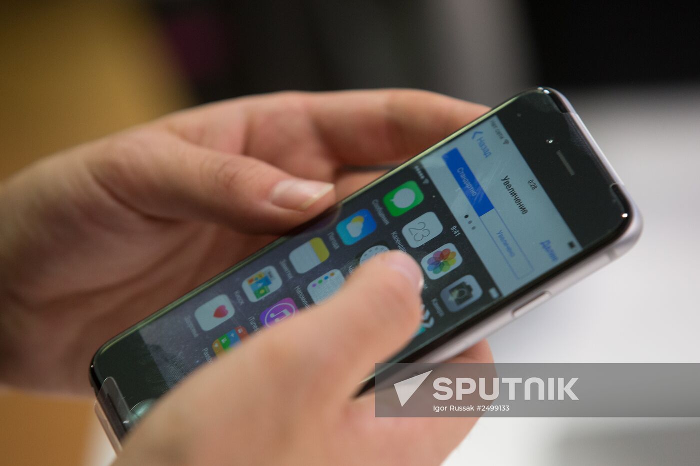 iPhone 6, 6 plus go on sale in Russia