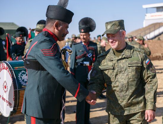 Joint Russian-Indian drills Indra-2014 kick off