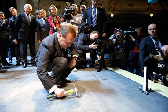 Dmitry Medvedev takes part in re-opening of Tovstonogov Bolshoi Drama Theater after renovations
