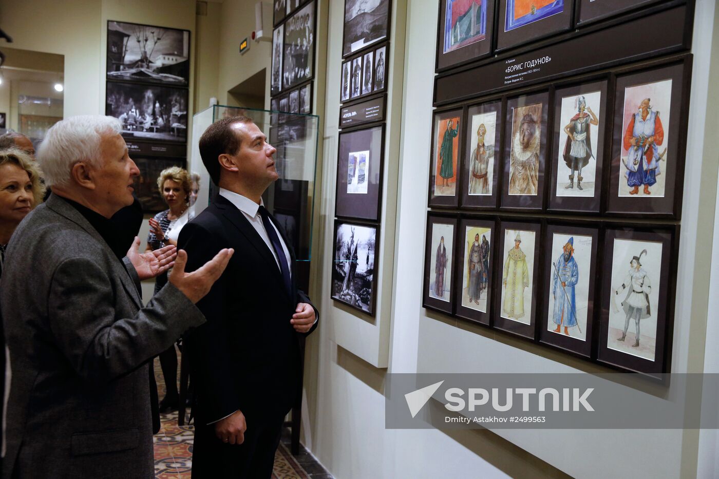 Dmitry Medvedev takes part in re-opening of Tovstonogov Bolshoi Drama Theater after renovation