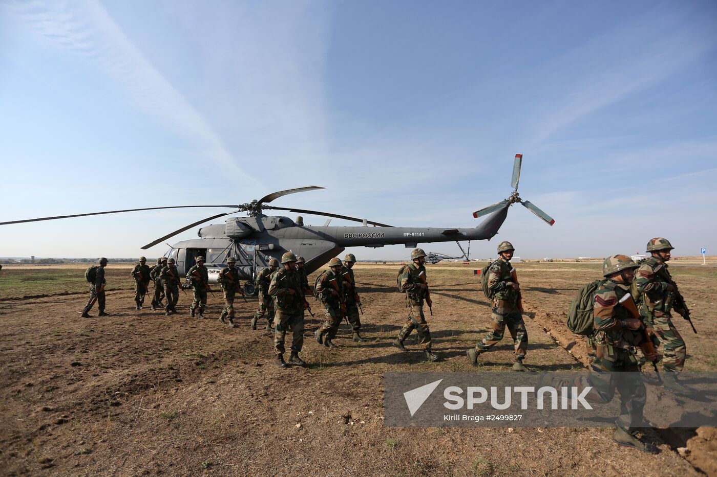 Joint Russian-Indian drills Indra-2014