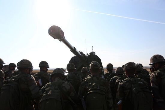 Joint Russian-Indian drills Indra-2014