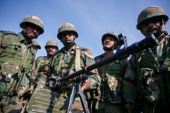 Joint Russian-Indian drills Indra-2014