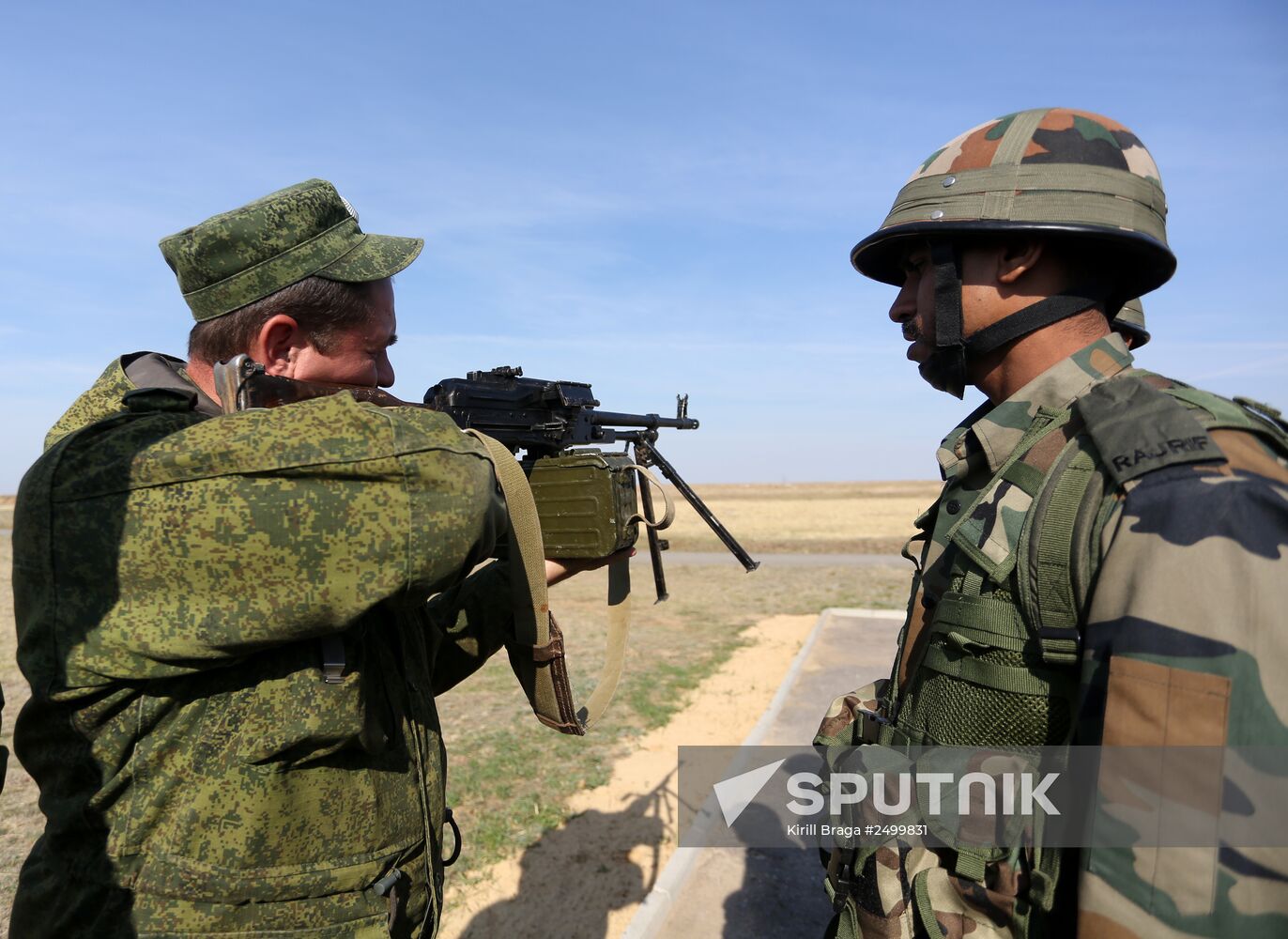 Joint Russian-Indian drills Indra-2014