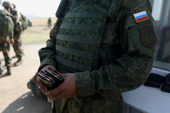 Joint Russian-Indian drills Indra-2014