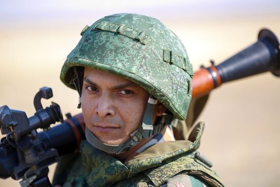 Joint Russian-Indian drills Indra-2014