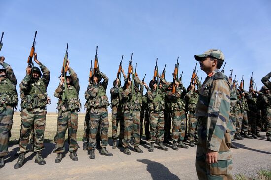 Joint Russian-Indian drills Indra-2014