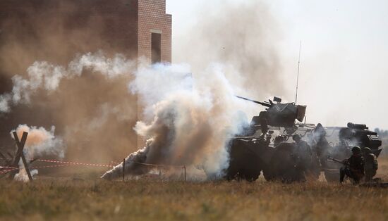 Joint Russian-Indian drills Indra-2014