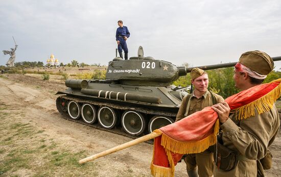 Historic reenactment of battles for Mamayev Kurgan