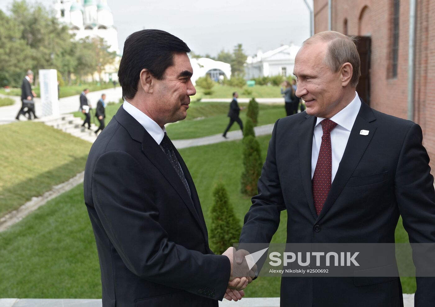 Vladimir Putin participates in Fourth Caspian Summit