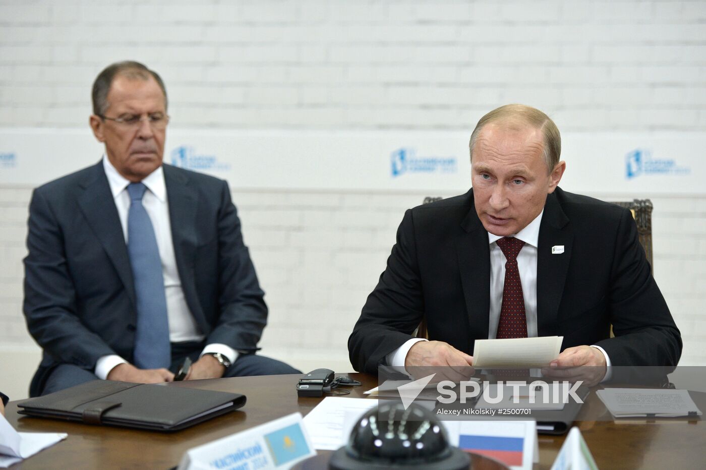 Vladimir Putin attends 4th Caspian Summit