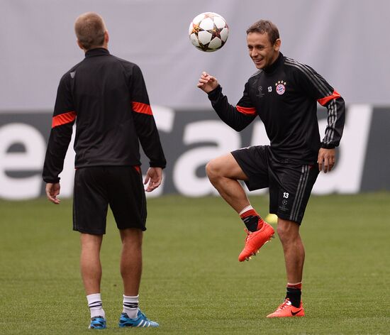 Football. FC Bayern's training session