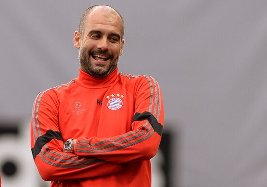 Football. FC Bayern's training session