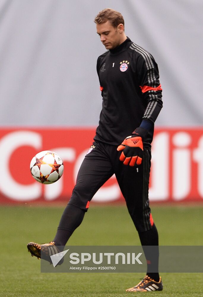Football. FC Bayern's training session