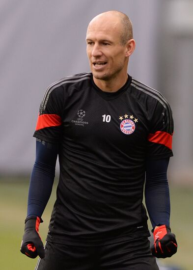 Football. FC Bayern's training session