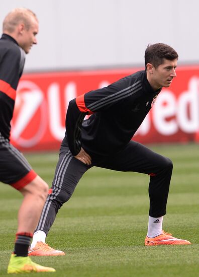 Football. FC Bayern's training session