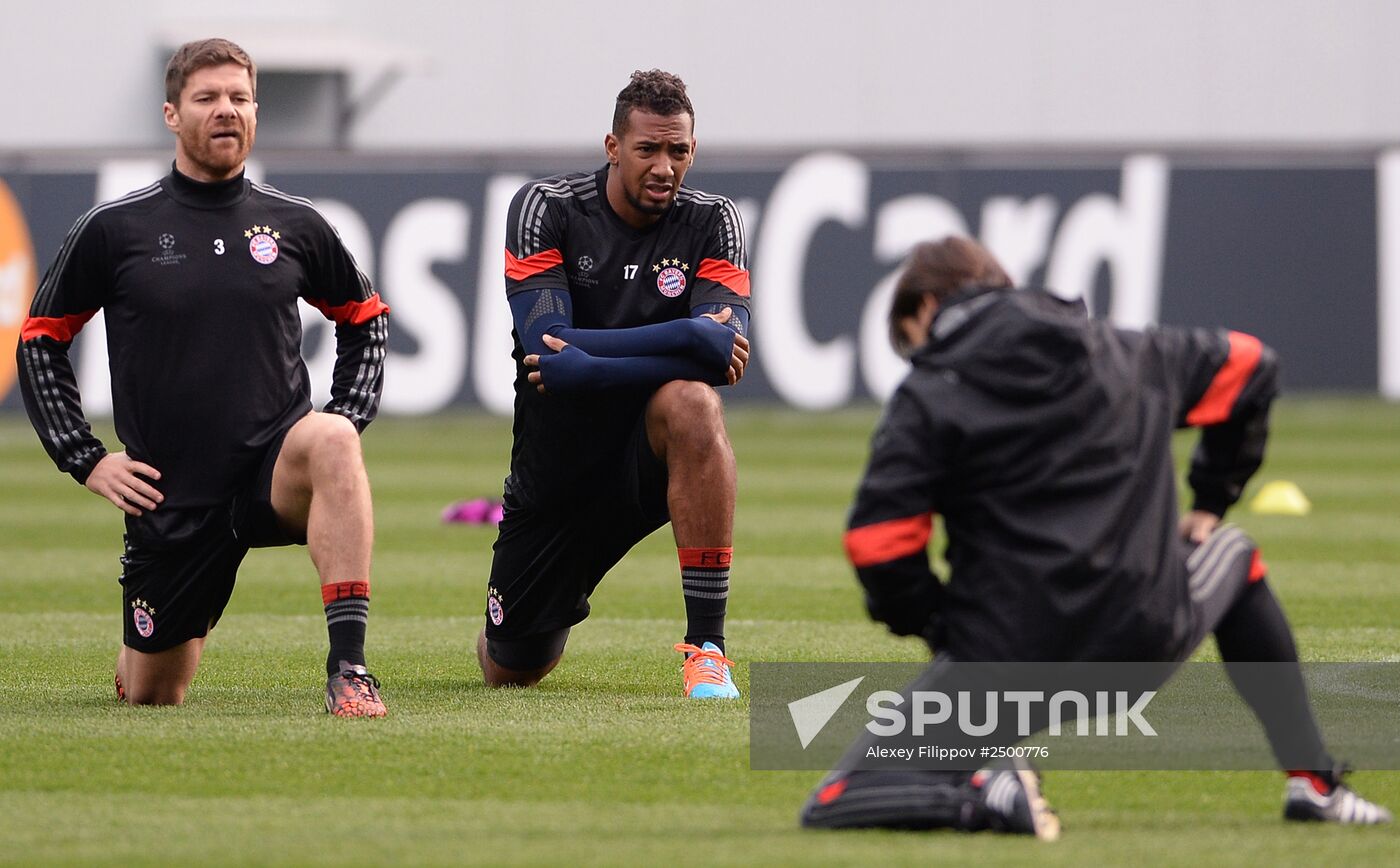 Football. FC Bayern's training session