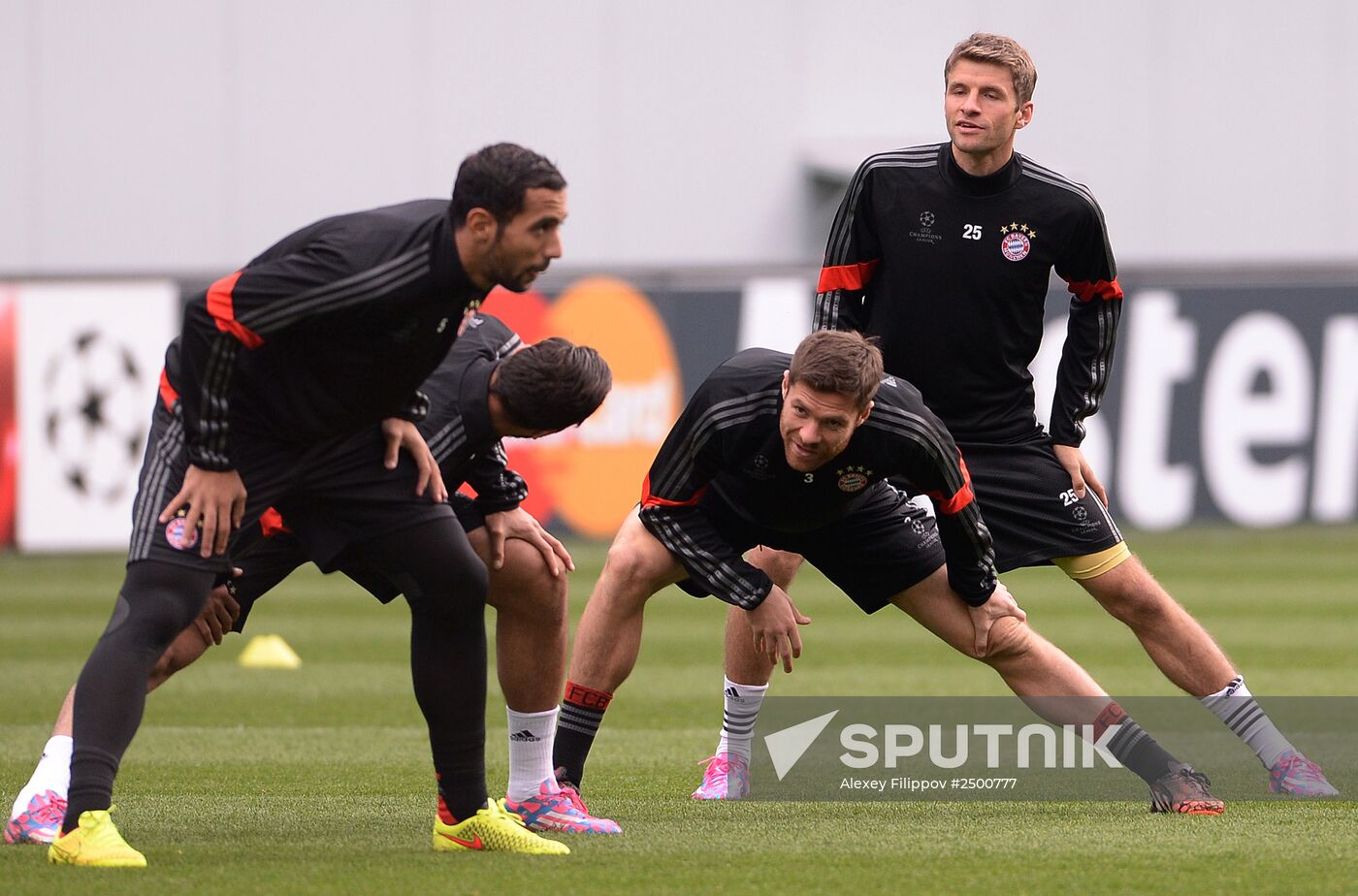 Football. FC Bayern's training session