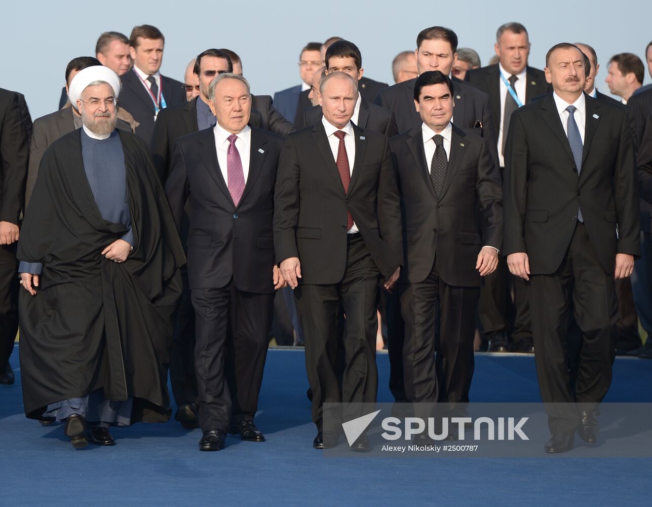 Vladimir Putin takes part in Fourth Caspian summit