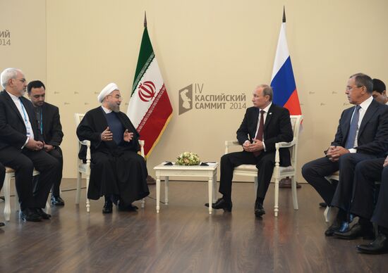 Vladimir Putin takes part in Fourth Caspian summit
