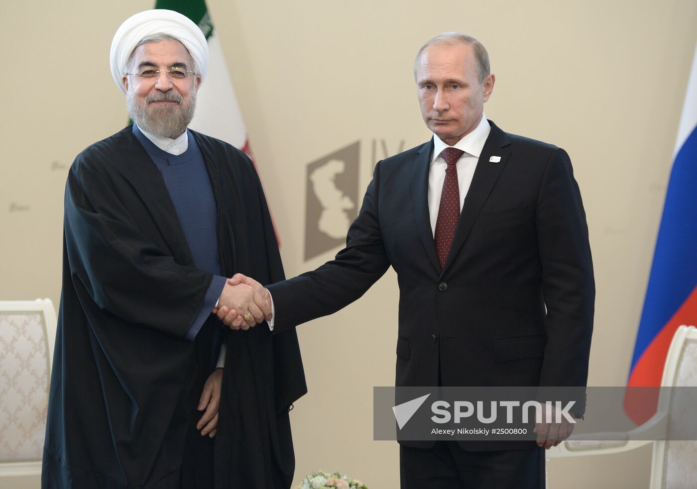 Vladimir Putin takes part in Fourth Caspian summit