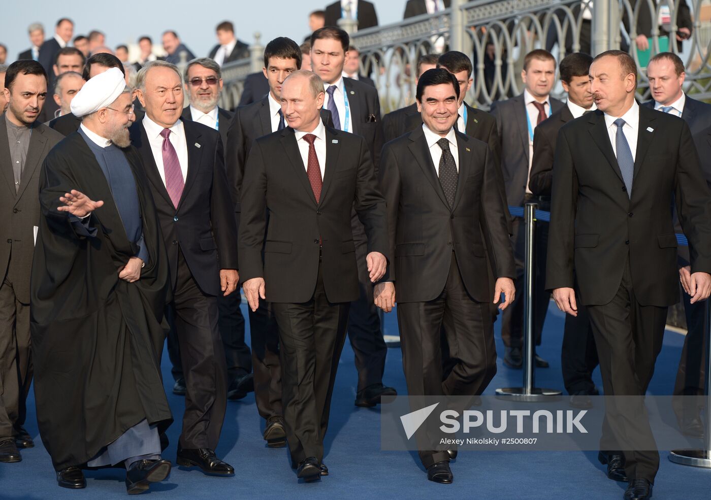 Vladimir Putin takes part in Fourth Caspian summit
