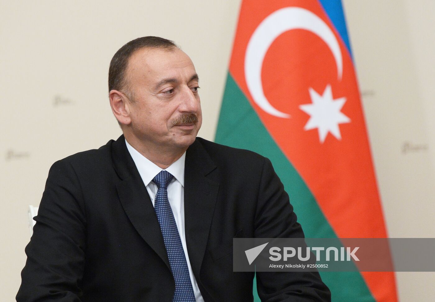 Vladimir Putin takes part in Fourth Caspian summit