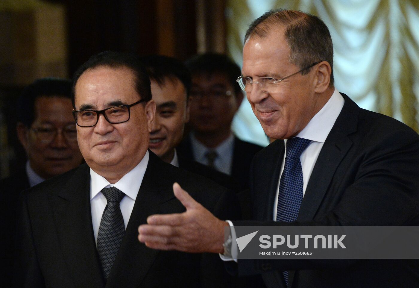 Russian, North Korean foreign ministers meet in Moscow