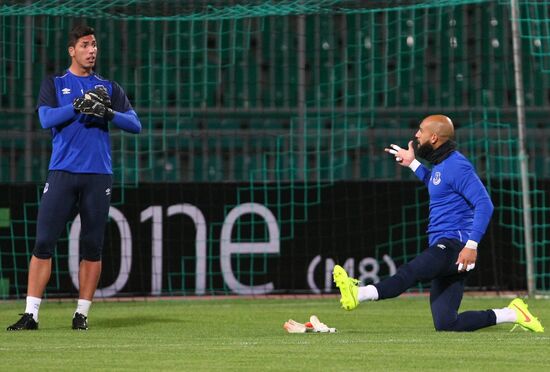 Football. Everton F.C. at training session