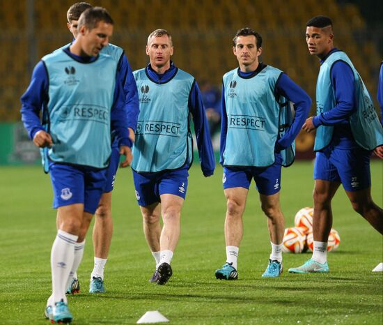 Football. Everton F.C. at training session