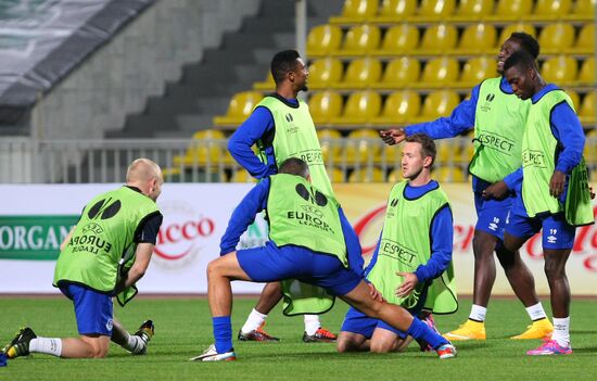 Football. Everton F.C. at training session