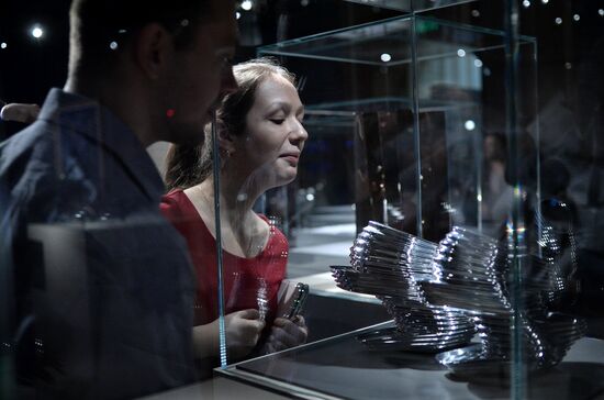 Exhibition "British Design: from William Morris to Digital Revolution" in Moscow