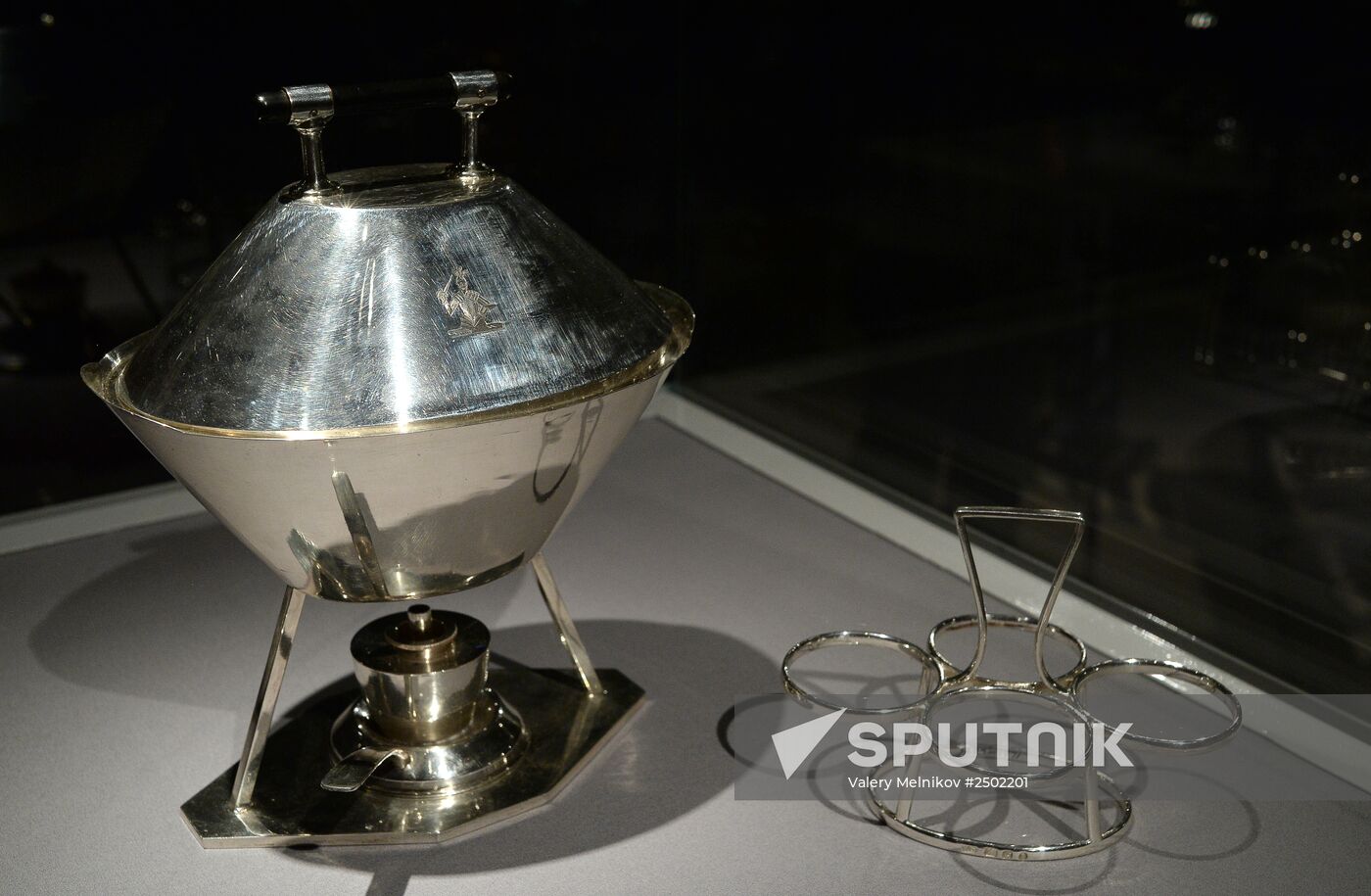 Exhibition "British Design: from William Morris to Digital Revolution" in Moscow