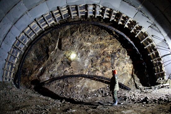 Construction of Narva tunnel in Primorye