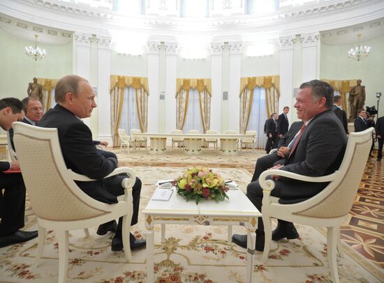 Vladimir Putin meets with King of Jordan in Kremlin